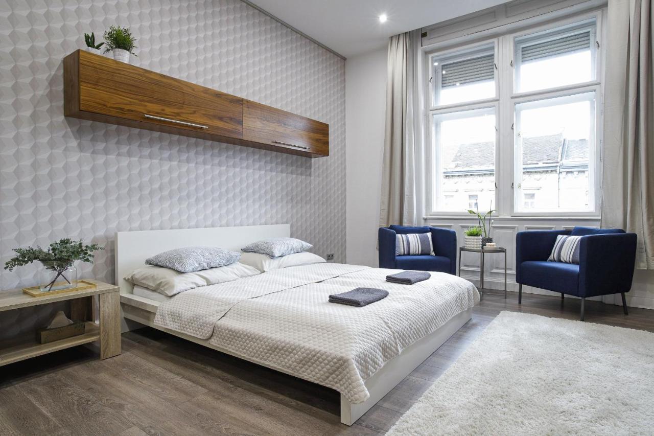 Ccc Apartments Budapest Bagian luar foto